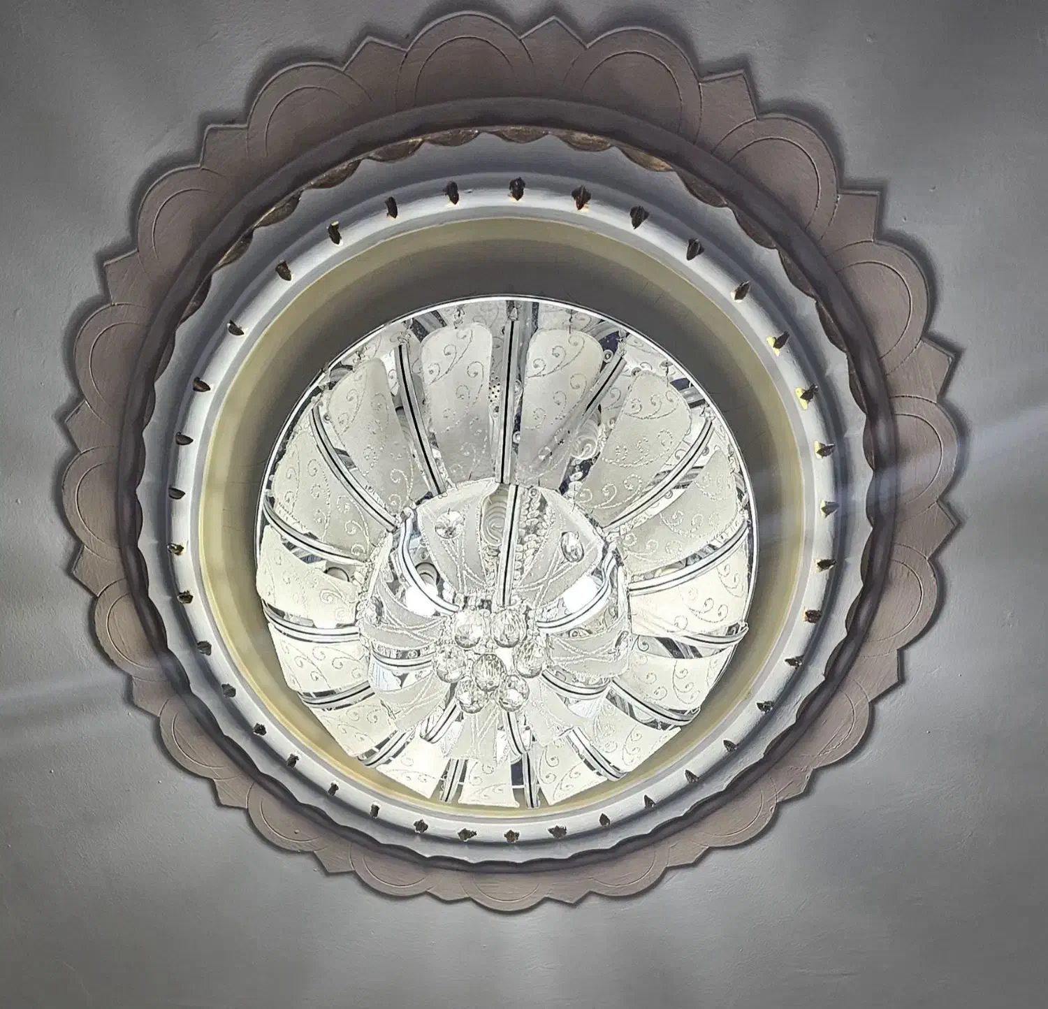 دوعددلوستر|لوستر و چراغ آویز|سیرجان, |دیوار