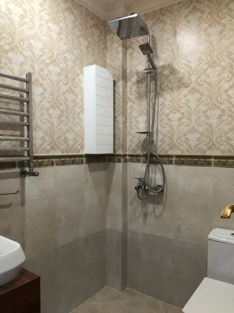 * تیسفون * 185 متر 3 خواب تکواحدی * 2 پارکینگ *