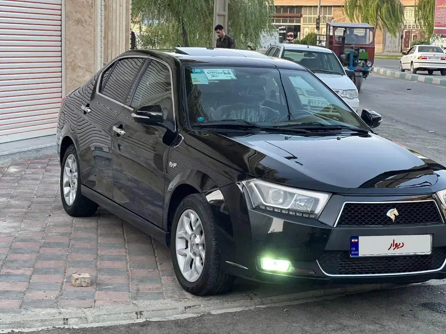 دنا پلاس|خودرو سواری و وانت|پیرانشهر, |دیوار