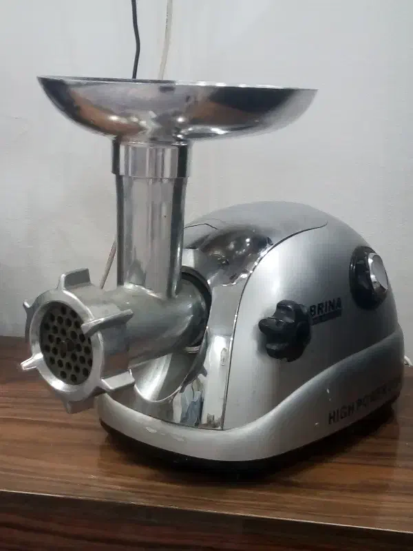 یک عدد چرخ گوشت|سایر لوازم برقی|شاندیز, |دیوار