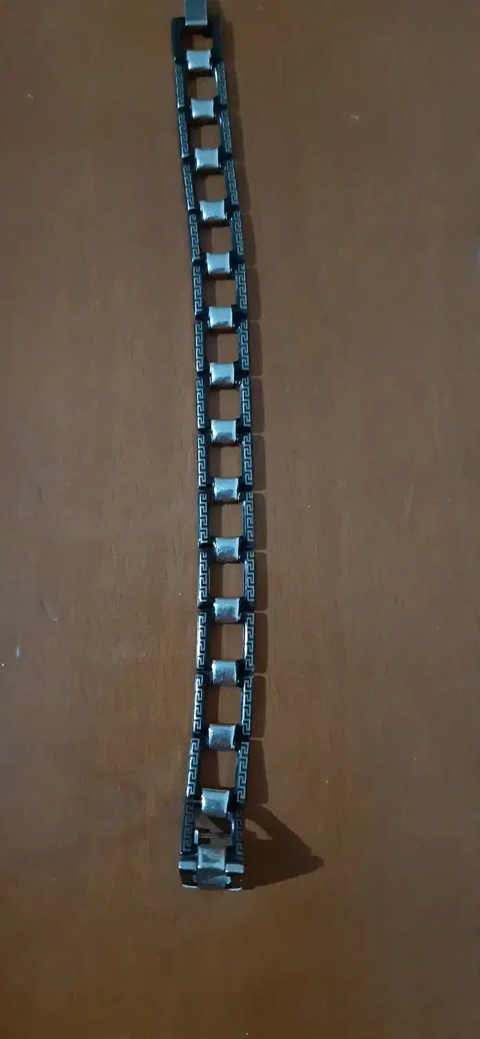 دستبند|بدلیجات|دماوند, دماوند|دیوار