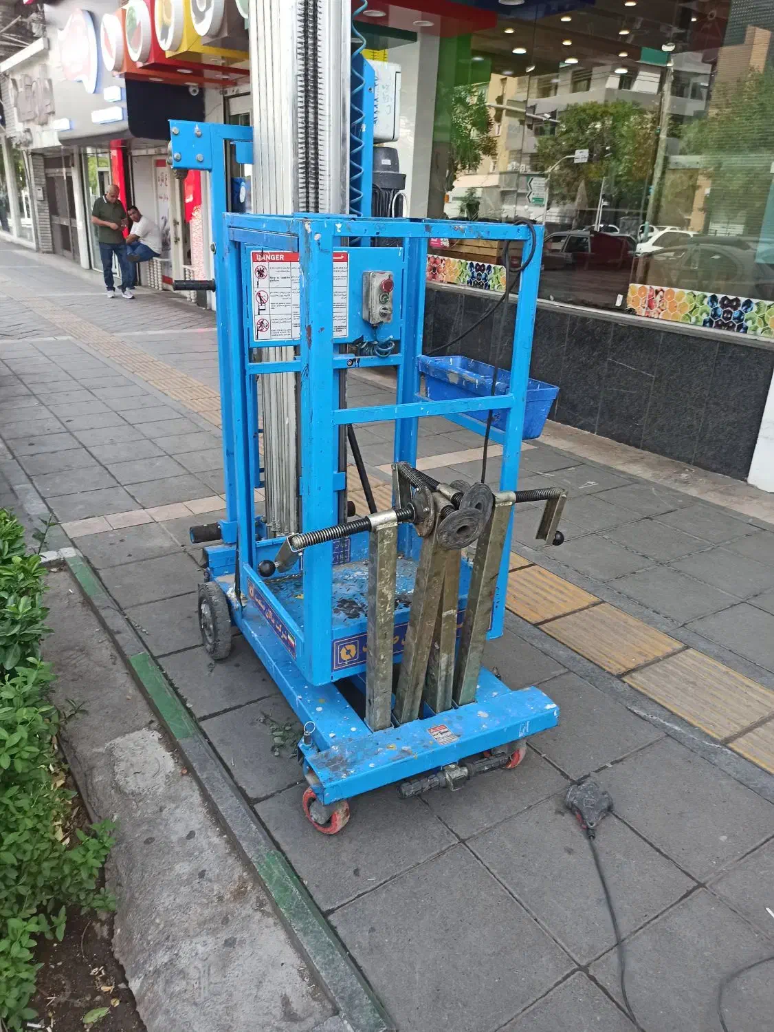 اجاره بالابر هیدرولیکی|مصالح و تجهیزات ساختمان|مشهد, هنرستان|دیوار