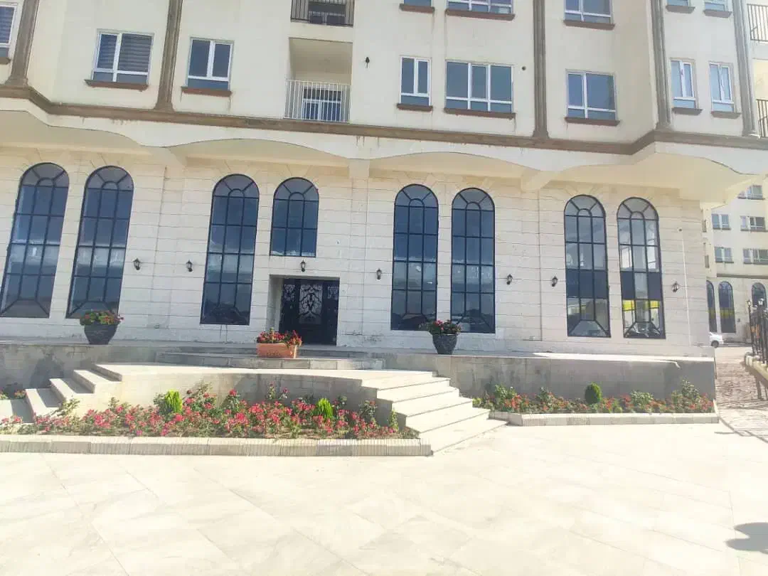 فروش آپارتمان ۱۰۰ مرند ونوس میدان امام حسین تهاتر|فروش آپارتمان|مرند, |دیوار