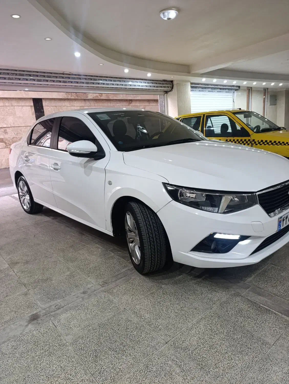 تارا۱۴۰۰|خودرو سواری و وانت|مشکین‌دشت, |دیوار