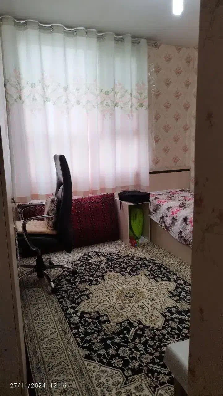 اپارتمان تک واحدی ۷۰ متر کوچه بن بست و آرام|فروش آپارتمان|تهران, شهرک فردوس (حسینی)|دیوار