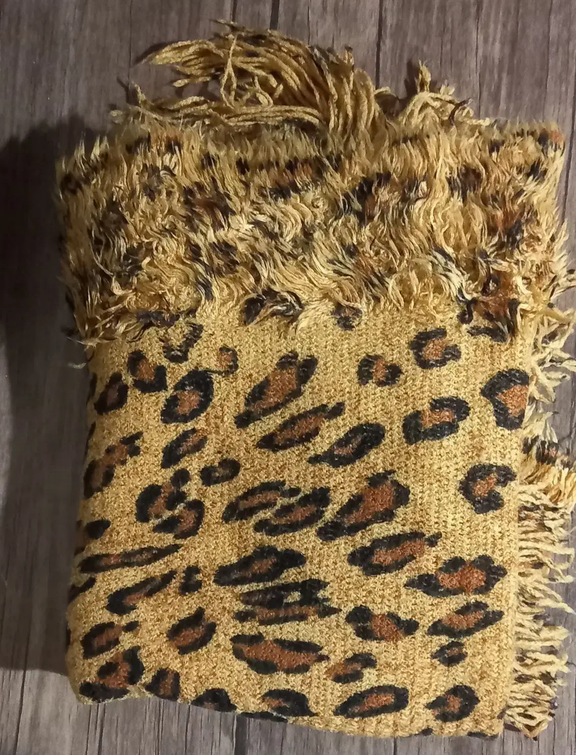 ۲۵ عدد سال و روسری|لباس|ری, سیزده آبان|دیوار