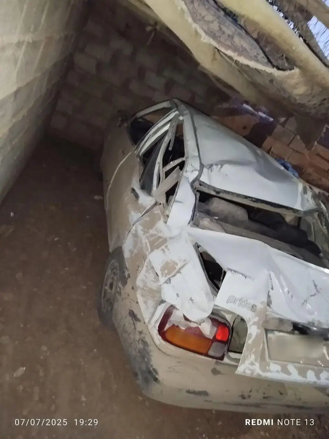 پراید اسقاطی چپی مدل ۷۷|خودرو سواری و وانت|مشکان, |دیوار