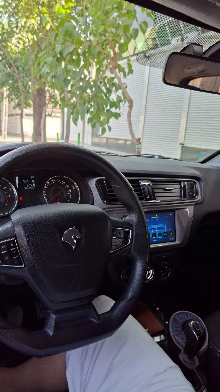 تارا۴۰۲|خودرو سواری و وانت|خمینیشهر, |دیوار