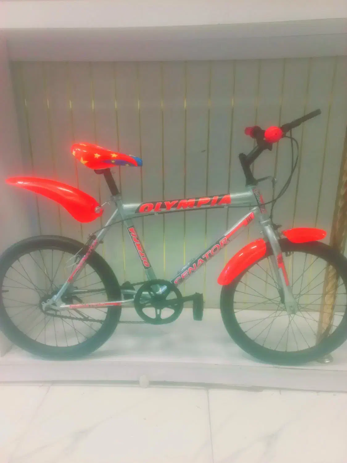 دوچرخه ۲۰ ساده تمیز تمیز سالم بدونه هیچ عیبی|دوچرخه، اسکیت، اسکوتر|قم, شاه ابراهیم|دیوار