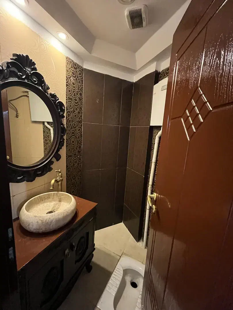 اپارتمان / ۱۶۰ متری / ۳ خواب