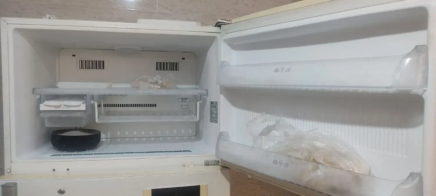 یخچال فریزر الجی کاملا سالم با سرمادهی بالا|یخچال و فریزر|بابل, |دیوار