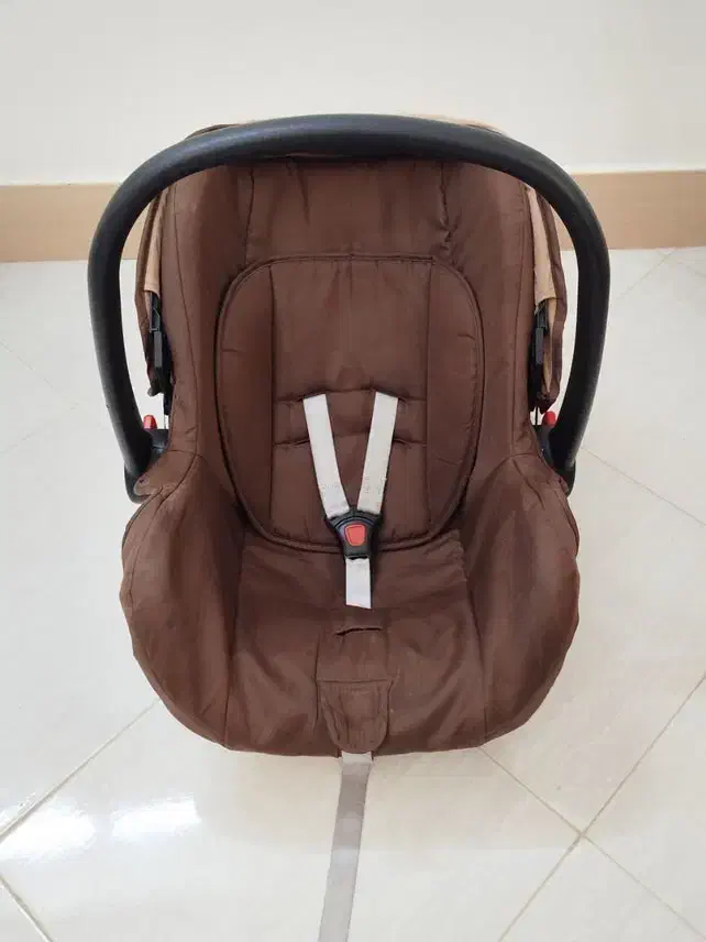 کریر|کالسکه و لوازم جانبی|زاهدان, |دیوار