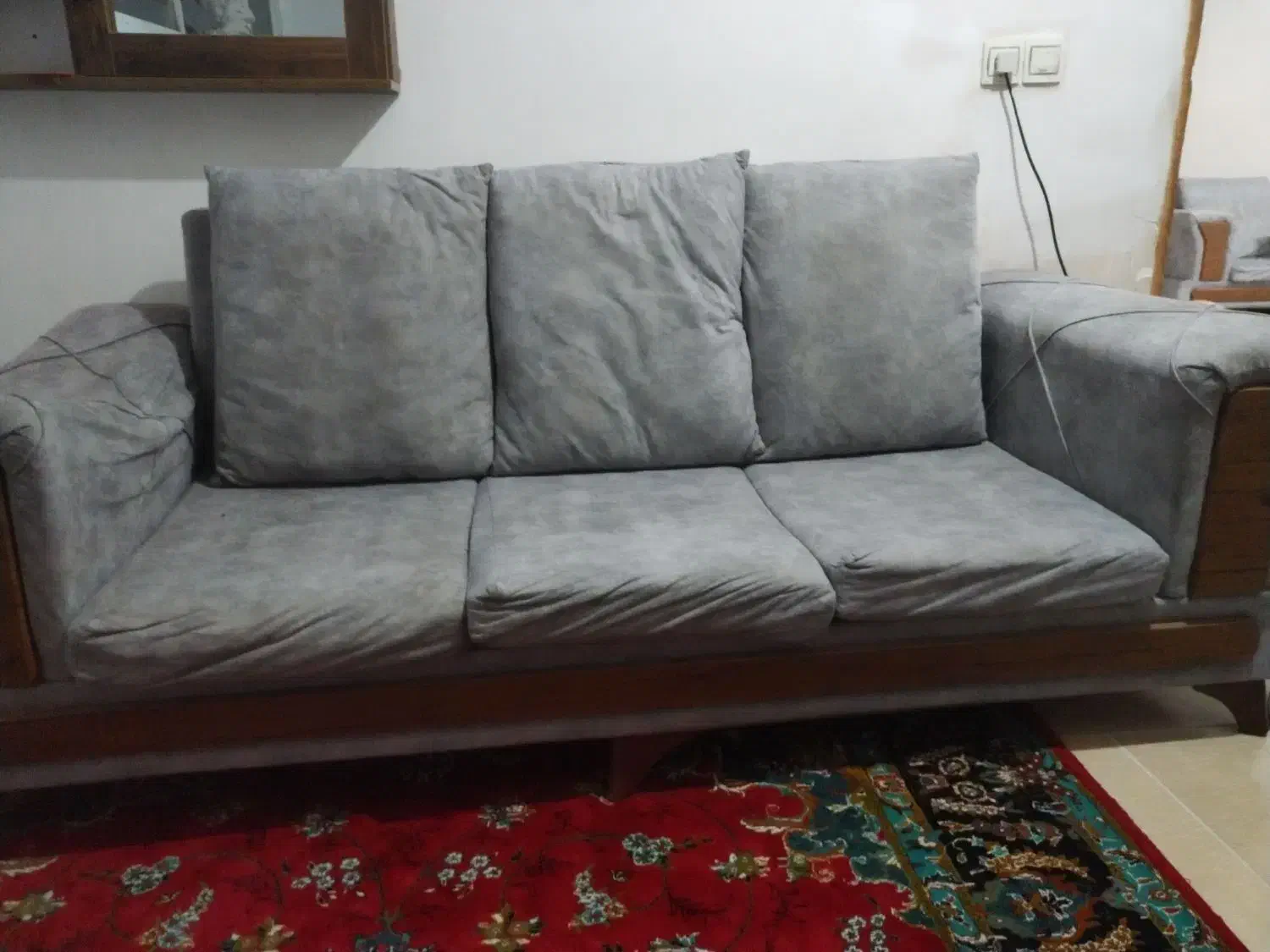 مبل نفر7|مبلمان خانگی و میز عسلی|لاهیجان, لاشیدان|دیوار