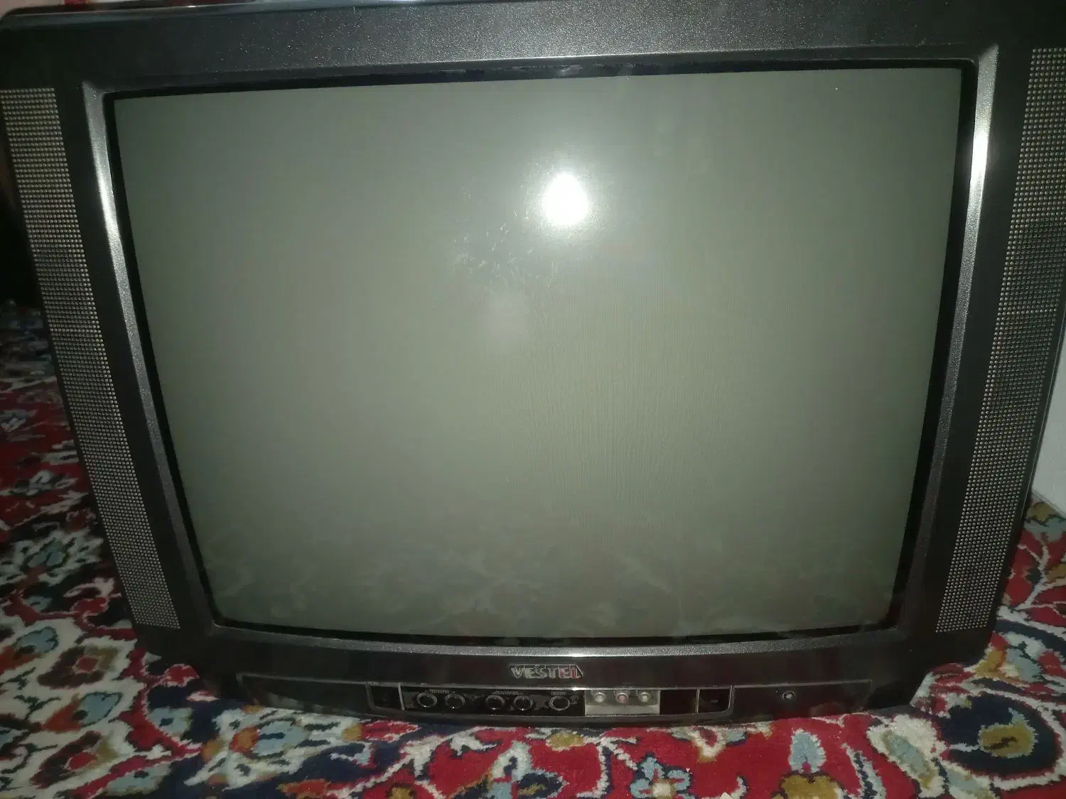 تلویزیون ۲۱اینچ|تلویزیون و پروژکتور|مرند, |دیوار