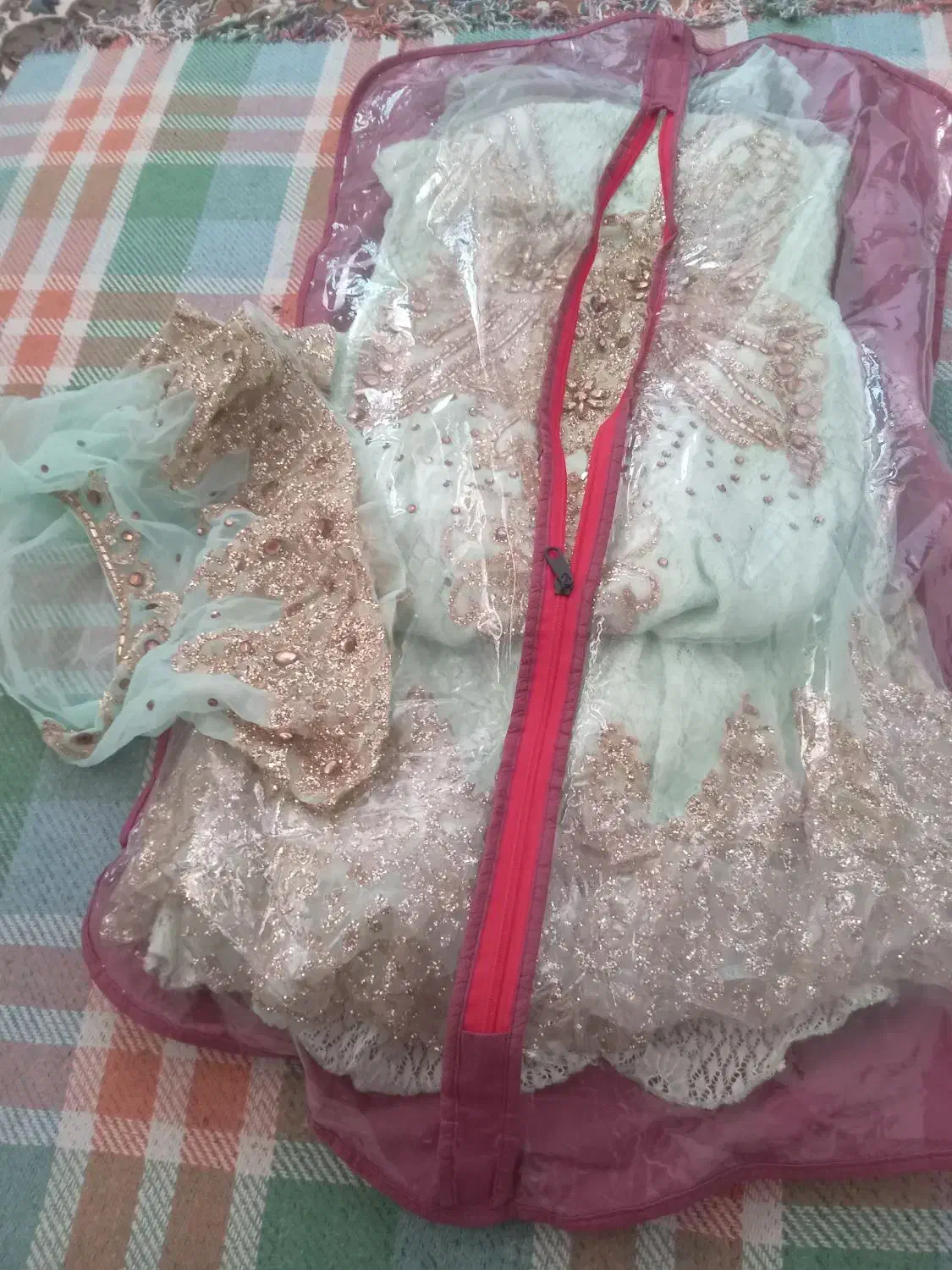 لباس مجلسی ،عقدی|لباس|شبانکاره, |دیوار