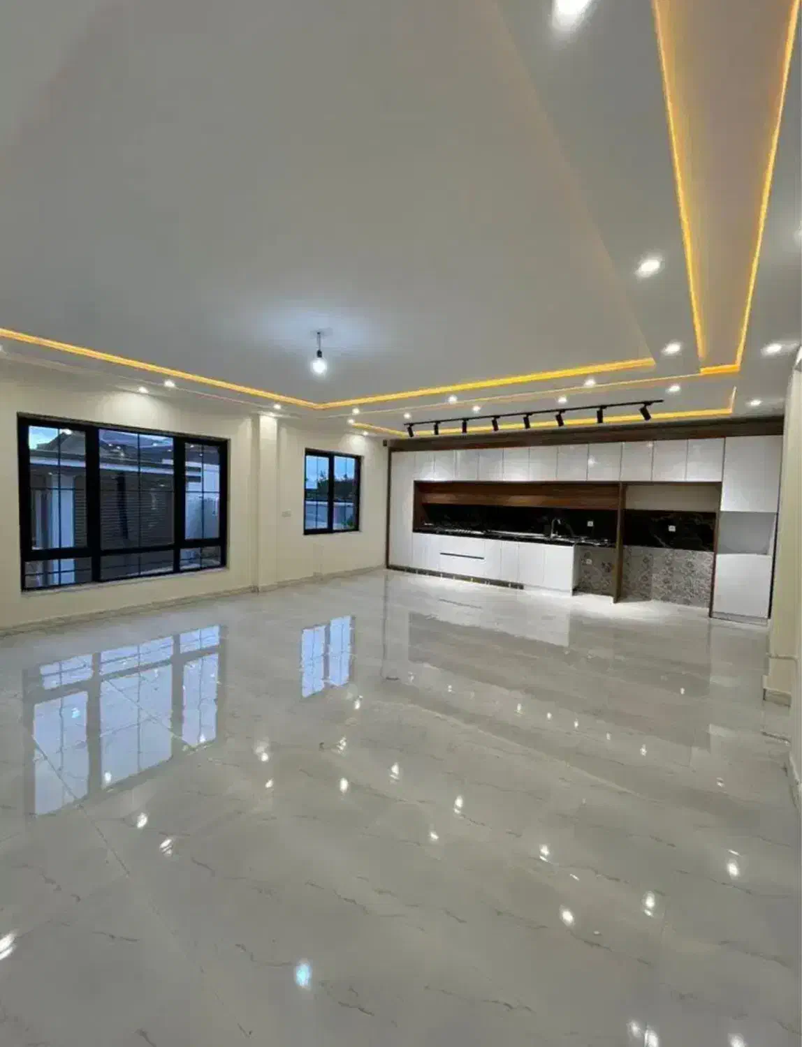 ویلامدرن170/110مترکوچه(ویلایی نشین)خشکبیجار/آناملک|فروش خانه و ویلا|رشت, فرزانه|دیوار