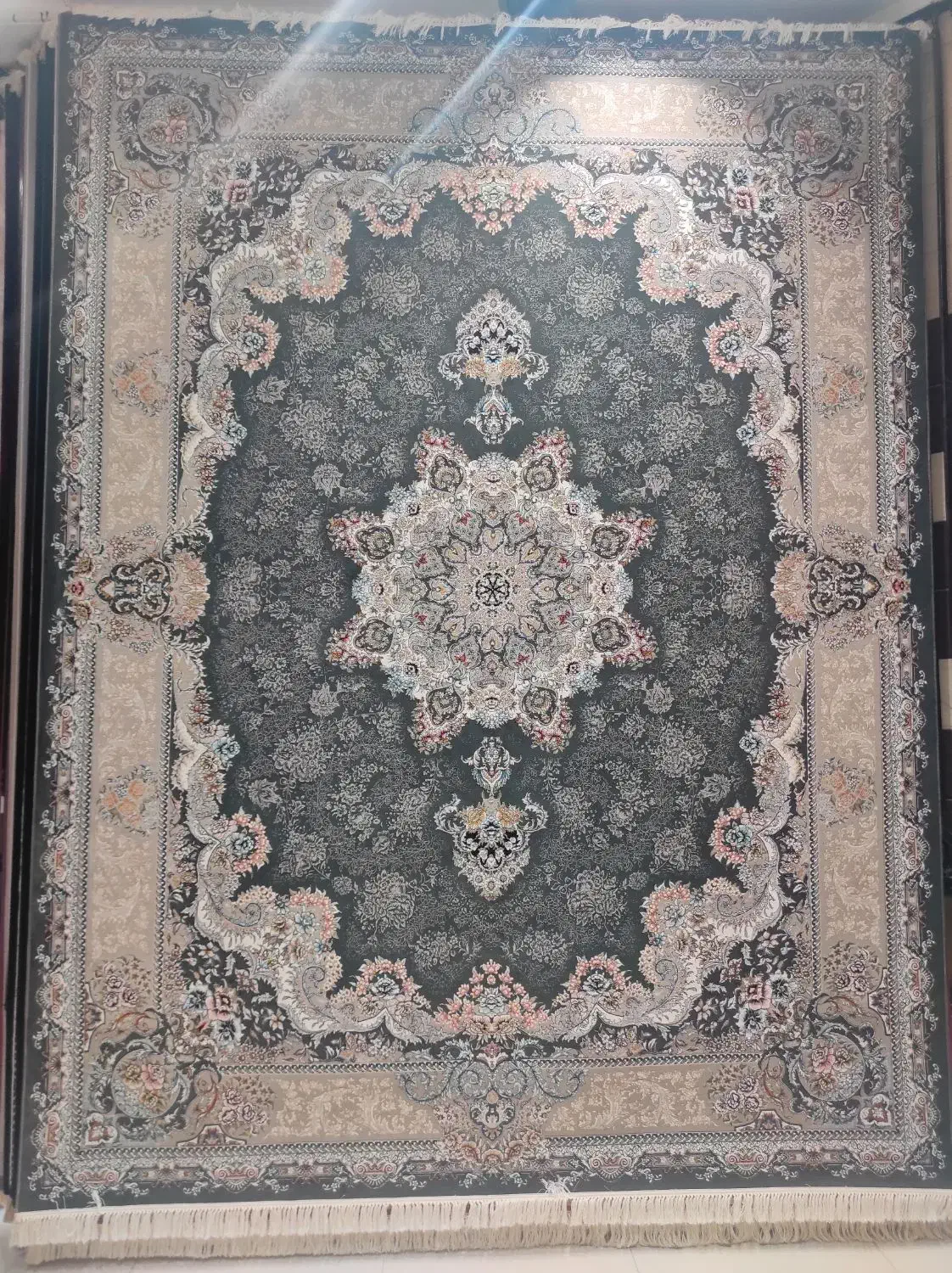 فرش ماشینی|فرش|بجنورد, |دیوار