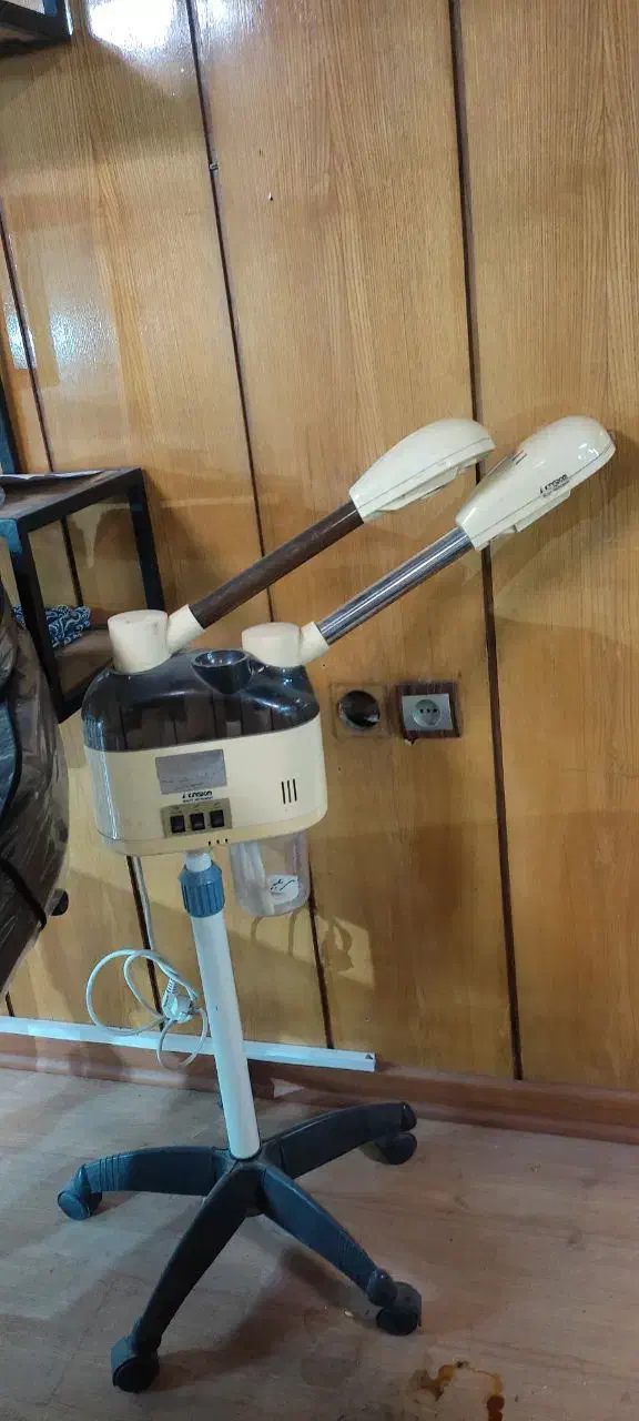 صندلی آرایشگاه مردانه|آرایشگاه و سالنهای زیبایی|طرقبه, |دیوار