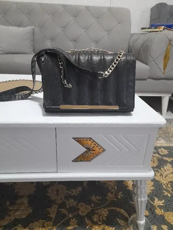 کیف نونو|کیف، کفش، کمربند|رزن, |دیوار