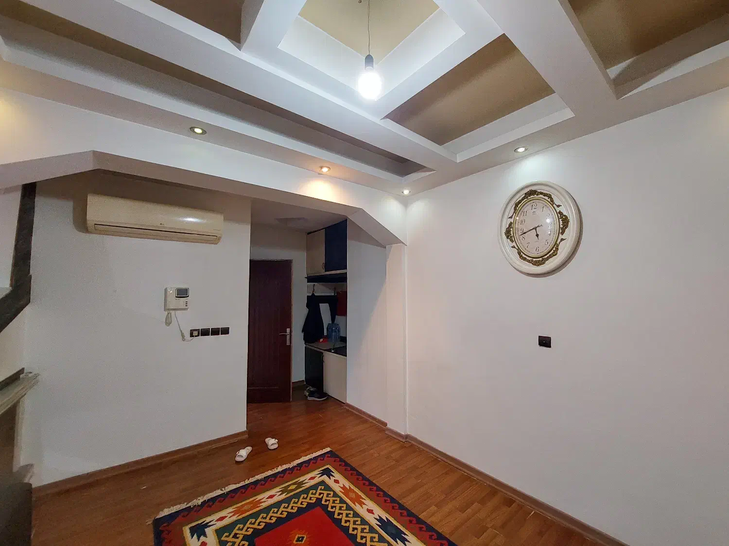 فروش ویلای ۳۰۰ متری بازسازی شده محدوده بلوار نجفی|فروش خانه و ویلا|بندر انزلی, معلم|دیوار