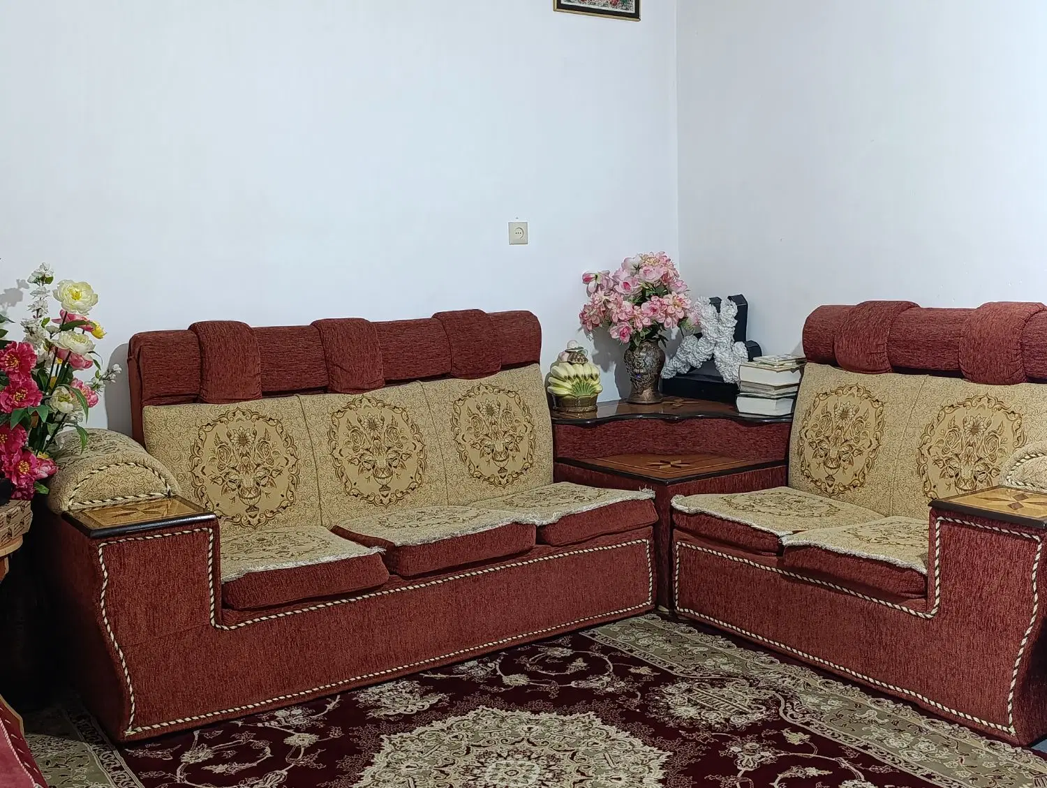 مبل|مبلمان خانگی و میز عسلی|لاهیجان, انقلاب|دیوار