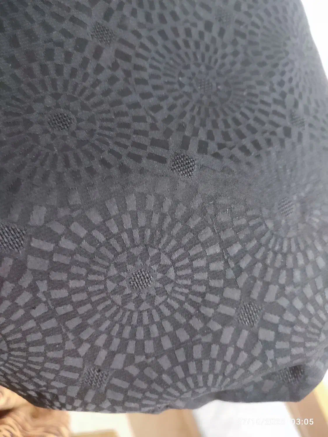 چادر ساده نو دوخته شده و چادر طرحدار در حد|لباس|قم, ارم|دیوار