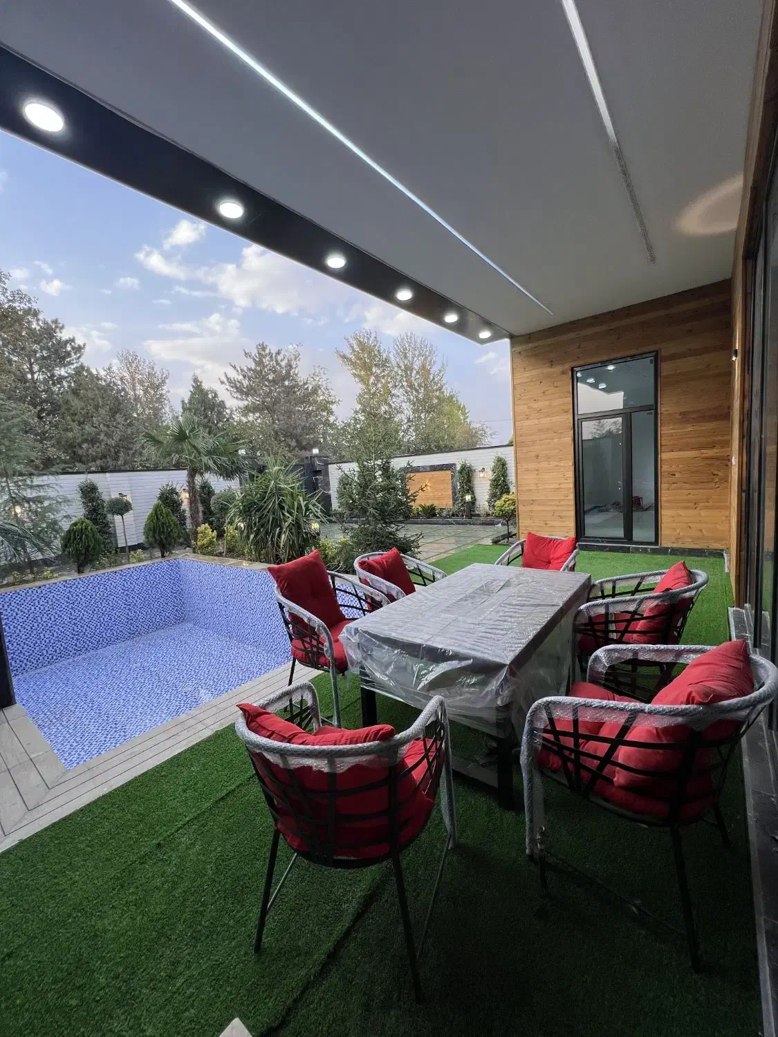 باغ ویلا ۳۰۰متری تهراند*شت چهاربا*غ زعفرانیه//|فروش خانه و ویلا|تهران, دکتر هوشیار|دیوار