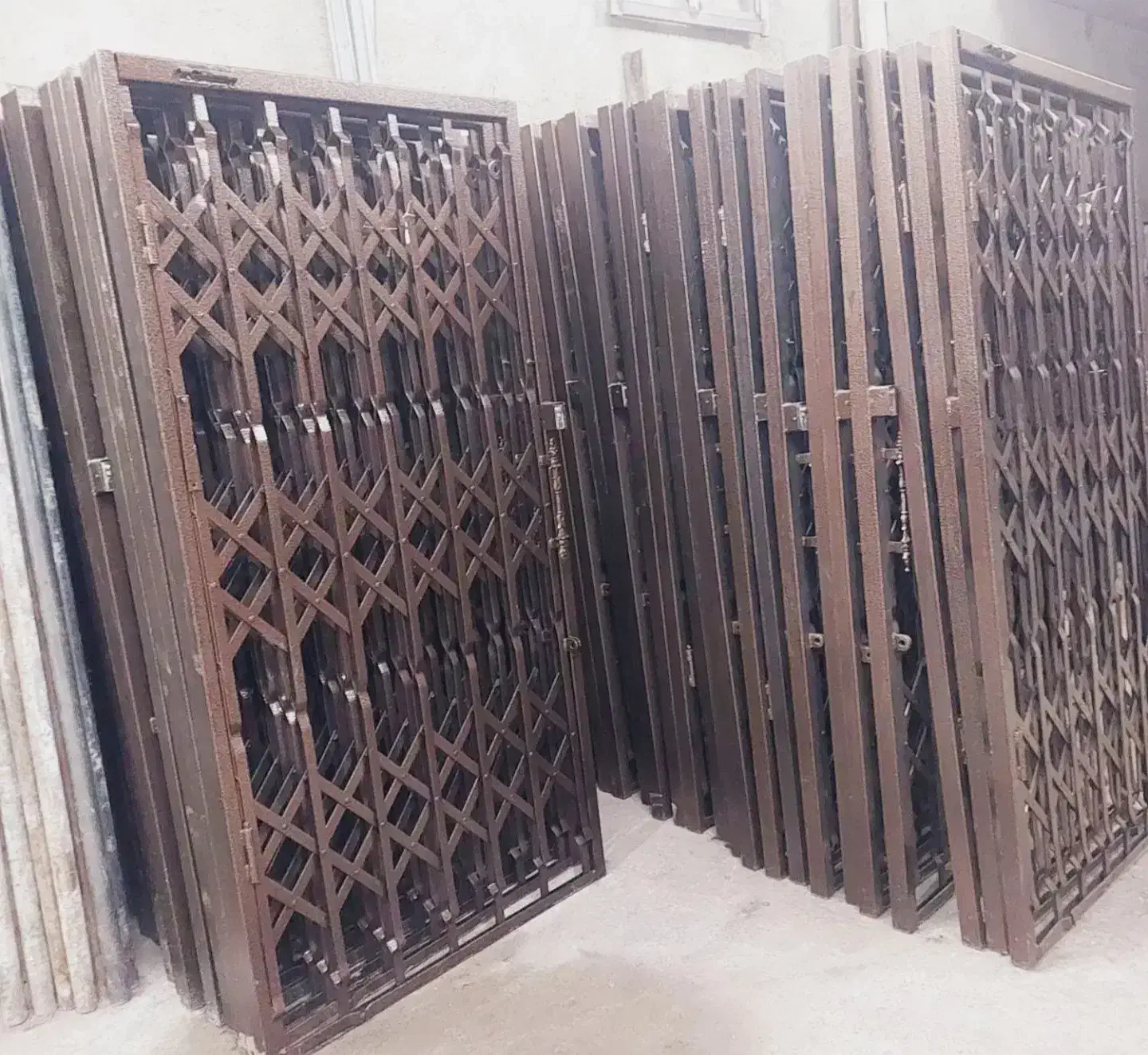 درب امنیت منزل محل کار ویلا اکاردیونی پنجره حفاظ|مصالح و تجهیزات ساختمان|مشهد, امیریه|دیوار