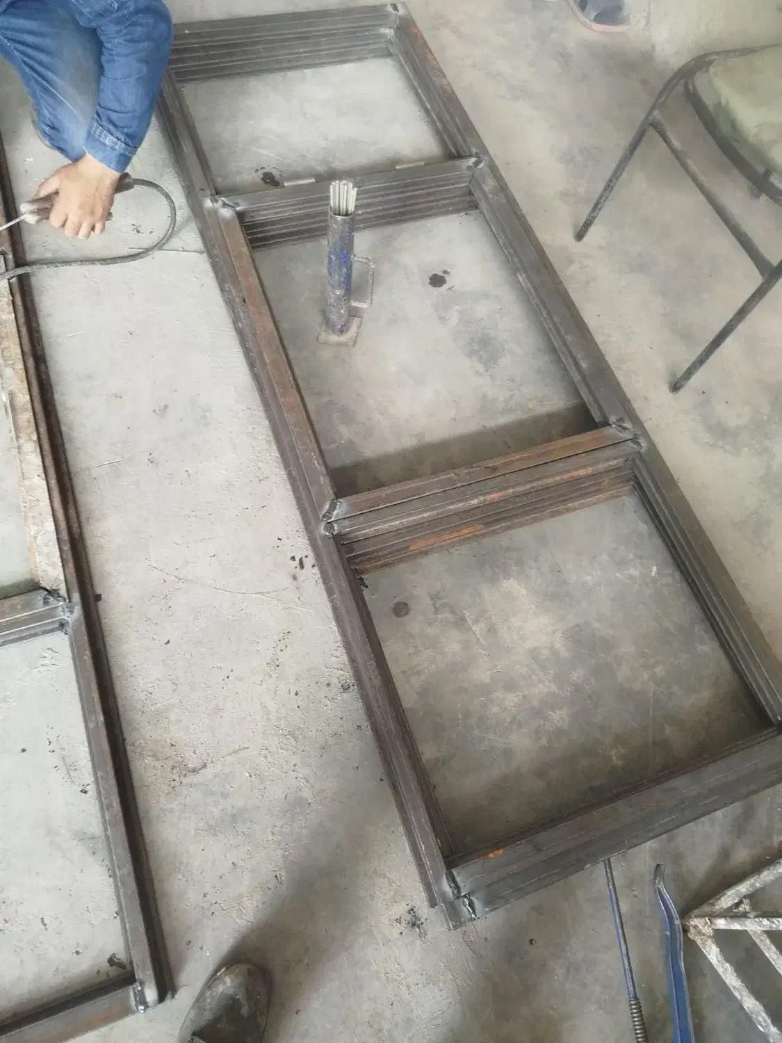 جوشکار جوشکاری سیار حتی یه خال|خدمات پیشه و مهارت|قزوین, |دیوار