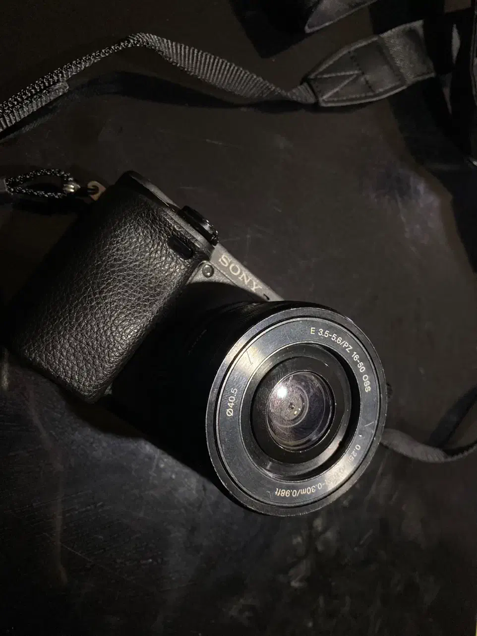 SONYa6400|دوربین عکاسی و فیلم‌برداری|خرم‌آباد, |دیوار