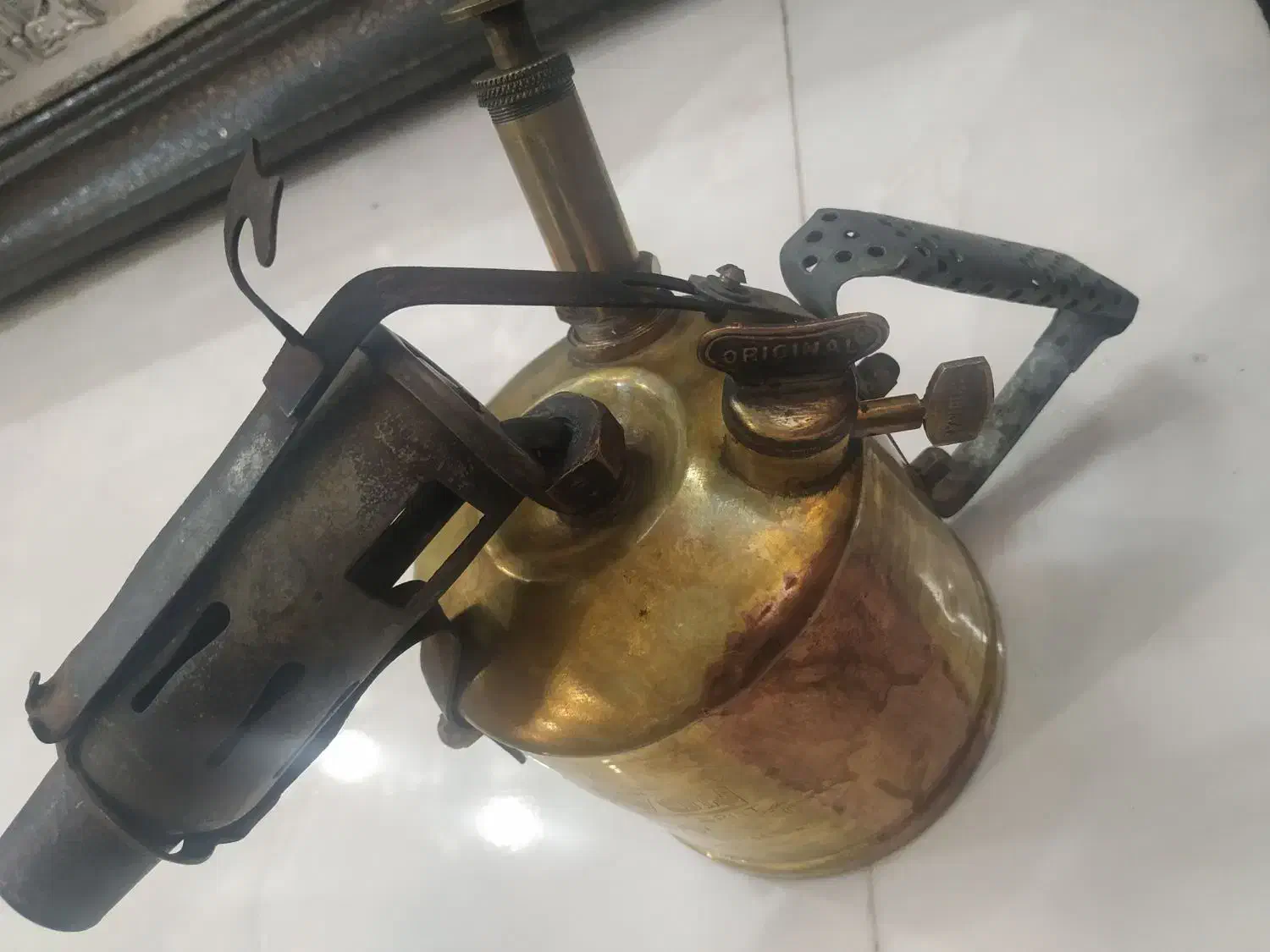 چراغ کوره ای قدیمی|کلکسیون اشیاء عتیقه|ملارد, |دیوار