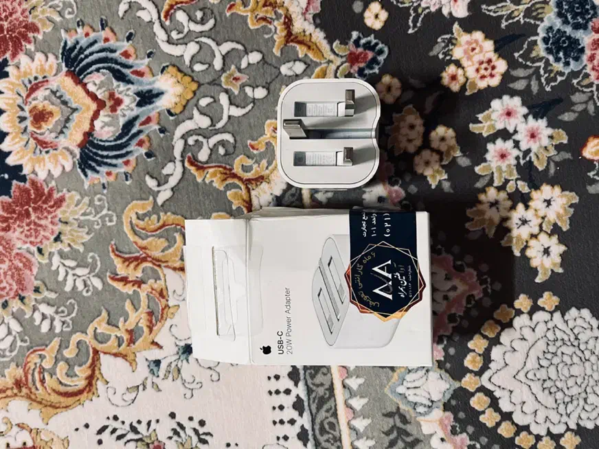 شارژرایفون|لوازم جانبی موبایل و تبلت|قم, نیروگاه|دیوار