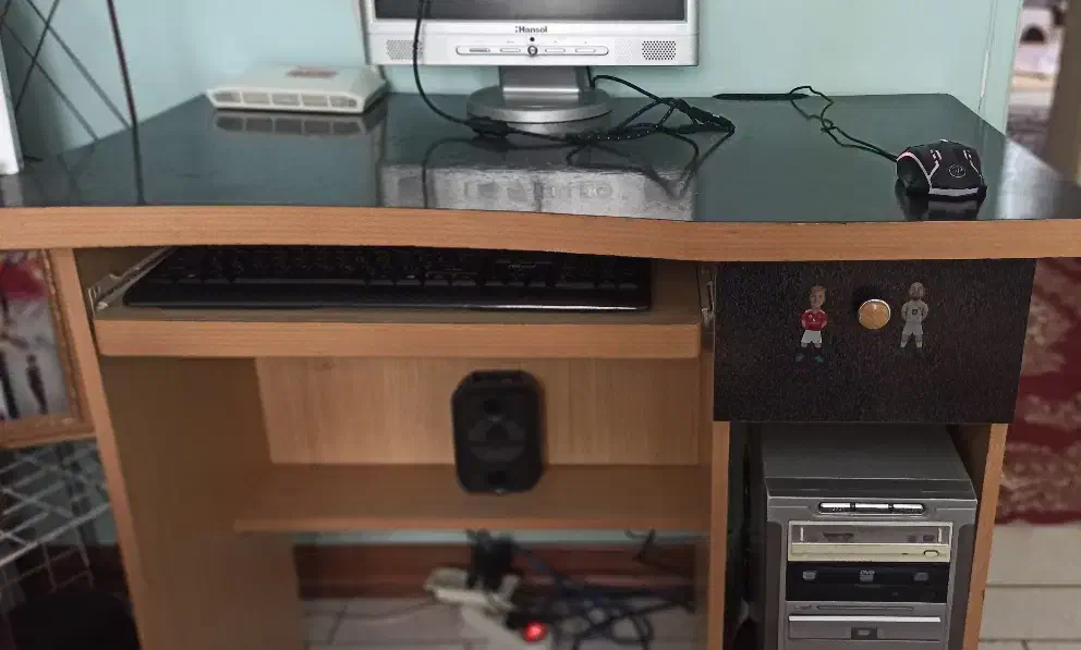 میز کامپیوتر در حد نو|میز تحریر و کامپیوتر|اسلام‌شهر, مسکن مهر اسلاشهر (شهرک امام خمینی)|دیوار