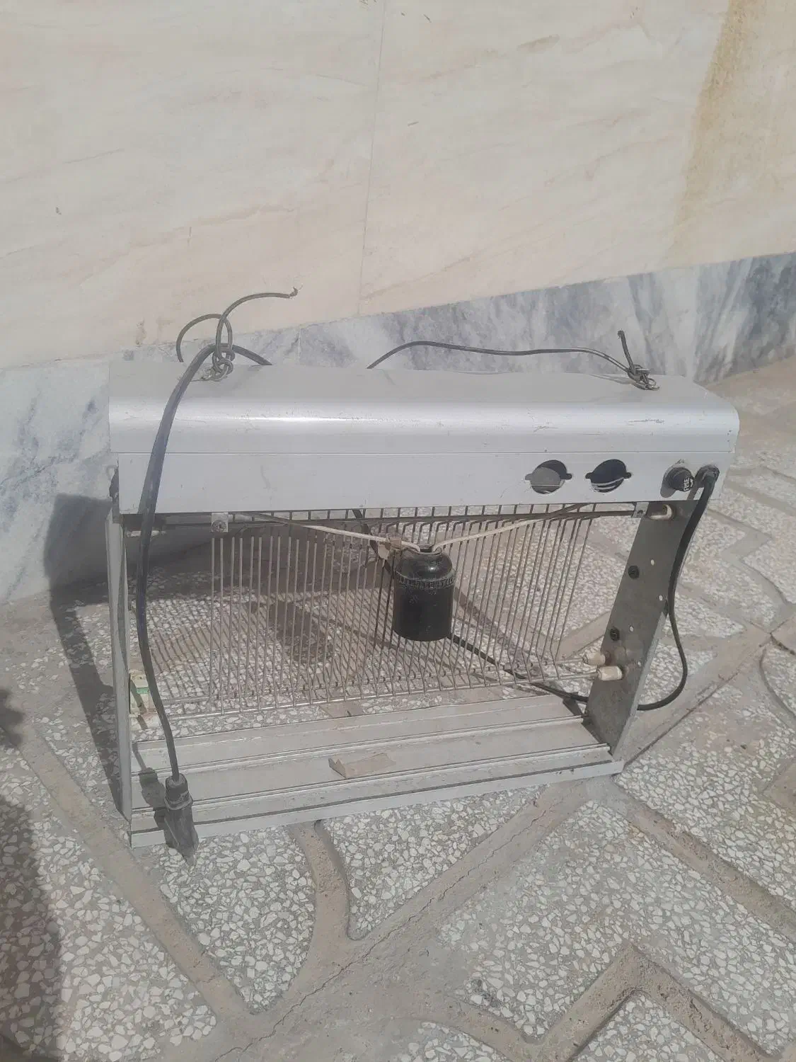 حشره کش برق|سایر لوازم برقی|گناباد, |دیوار