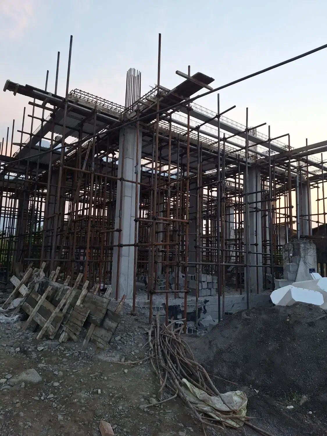 داربست طاها|خدمات پیشه و مهارت|چمستان, |دیوار