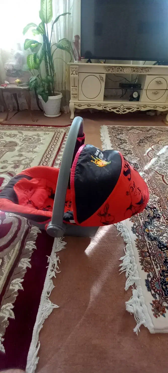 کریر|تخت و صندلی بچه|تبریز, |دیوار