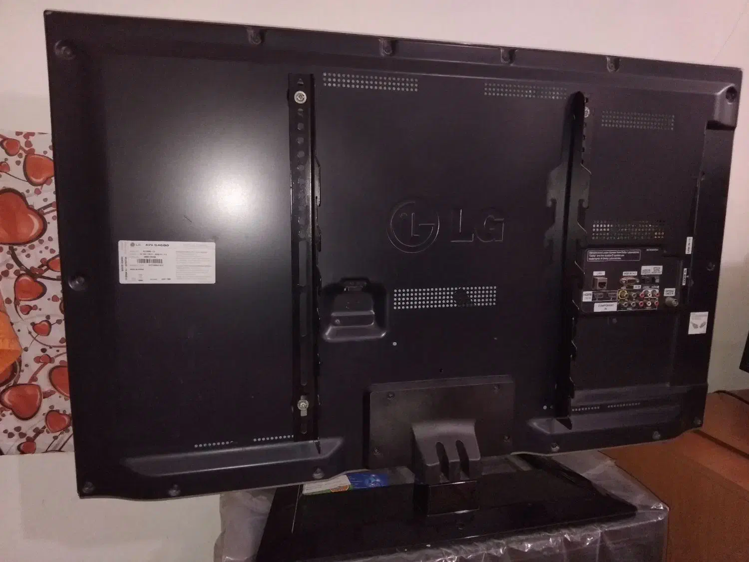 تلویزیون ۴۲ اینچ الجی پنل شکسته|تلویزیون و پروژکتور|ارومیه, |دیوار