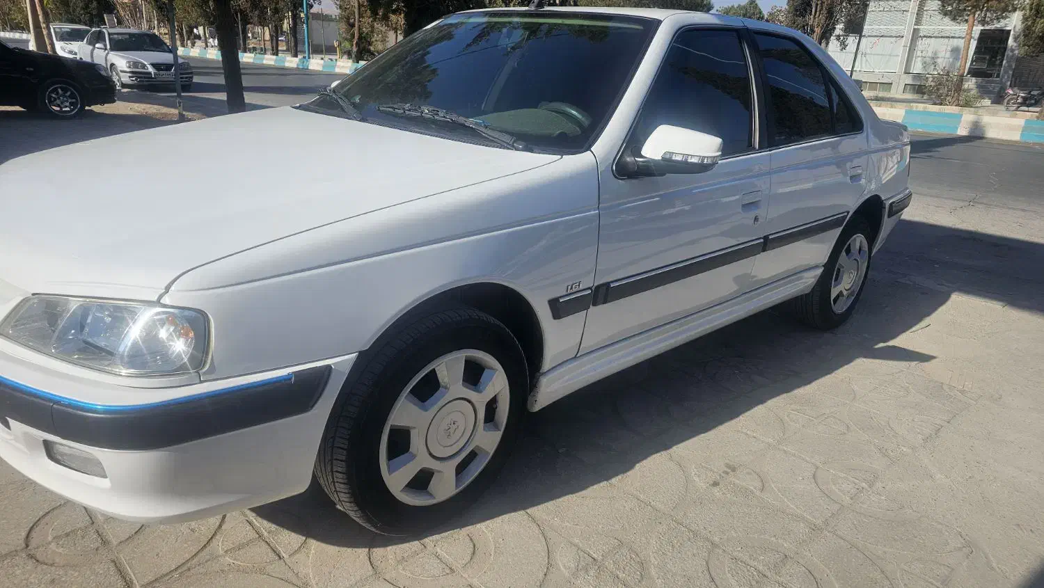 پارس تیوفایو ۱۴۰۱|خودرو سواری و وانت|مهریز, |دیوار