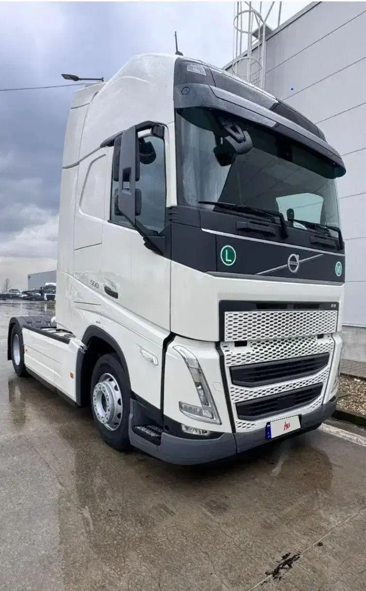 کشنده وارداتی|خودرو سنگین|بازرگان, |دیوار