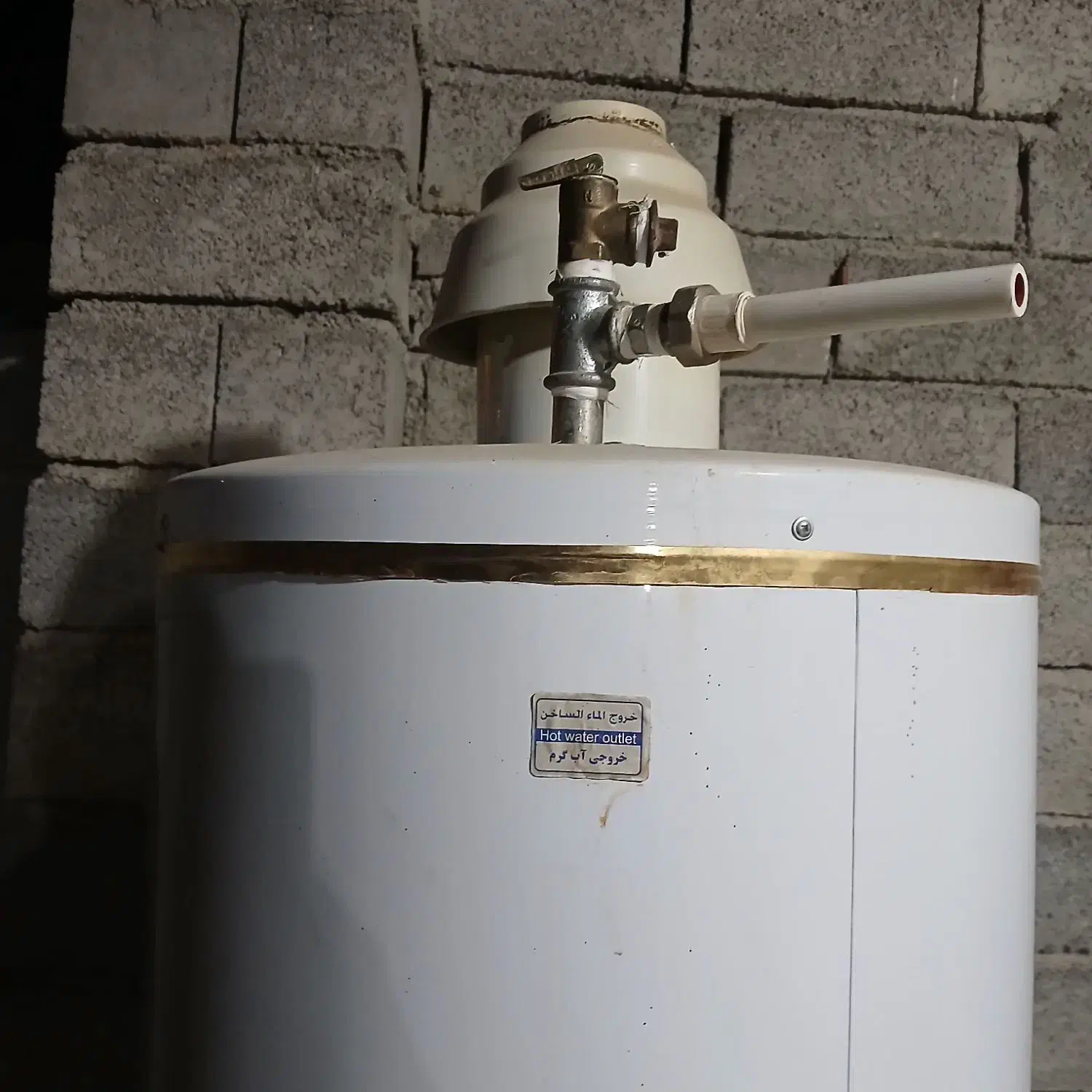 بخاطر کم بود جا فروخته میشود|آبگرمکن، پکیج، شوفاژ|لیلان, |دیوار