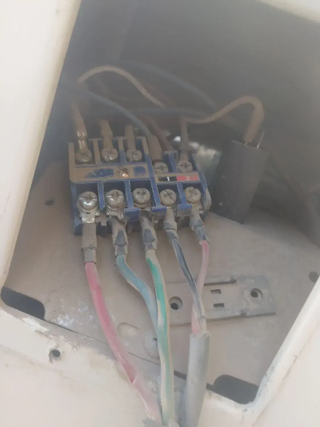 نصب،جابجایی و سرویس اسپلیت با نازلترین قیمت|خدمات پیشه و مهارت|بم, |دیوار