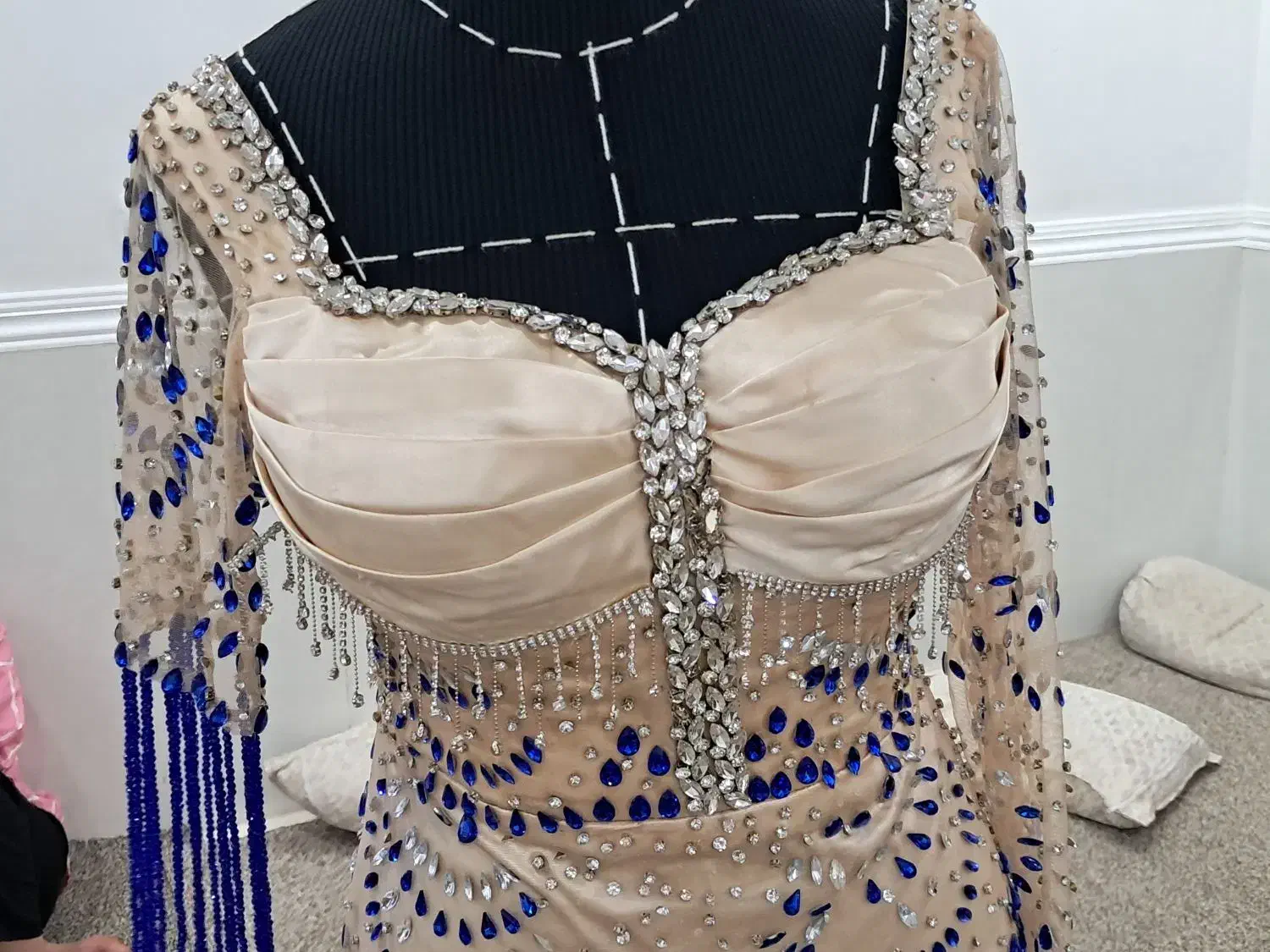 کوت عبدالله شکاره ۱|لباس|کارون, |دیوار