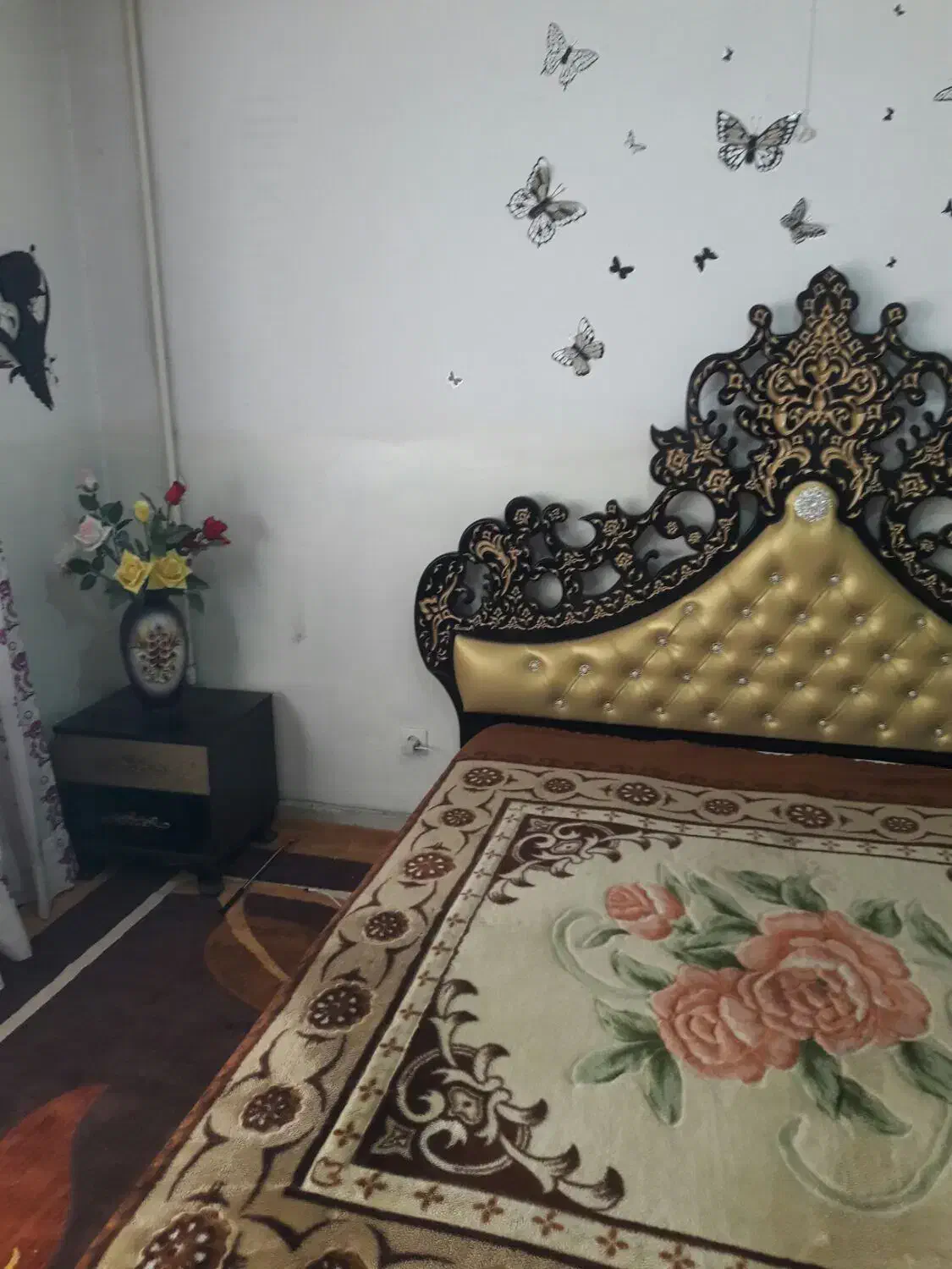 سرویس خواب|تخت و سرویس خواب|شاهین‌شهر, گزبرخوار|دیوار