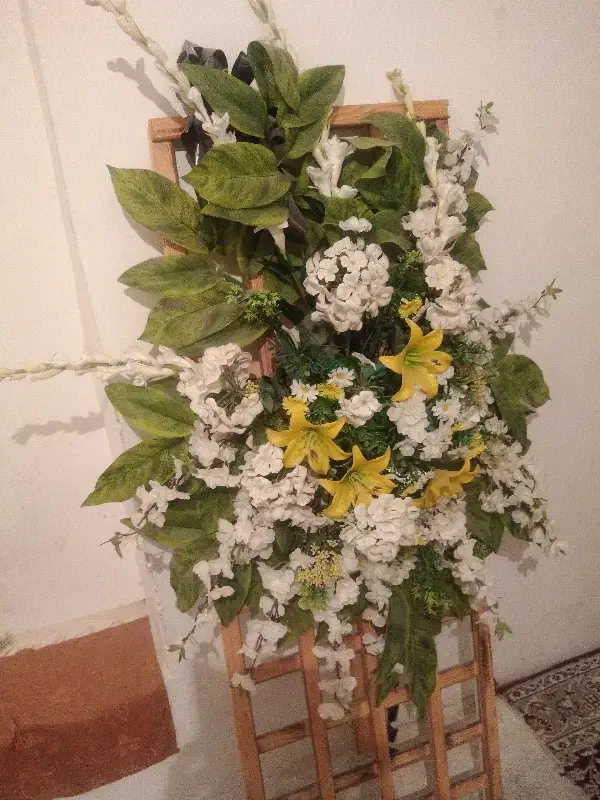 گلدسته|گل مصنوعی|بیرجند, |دیوار