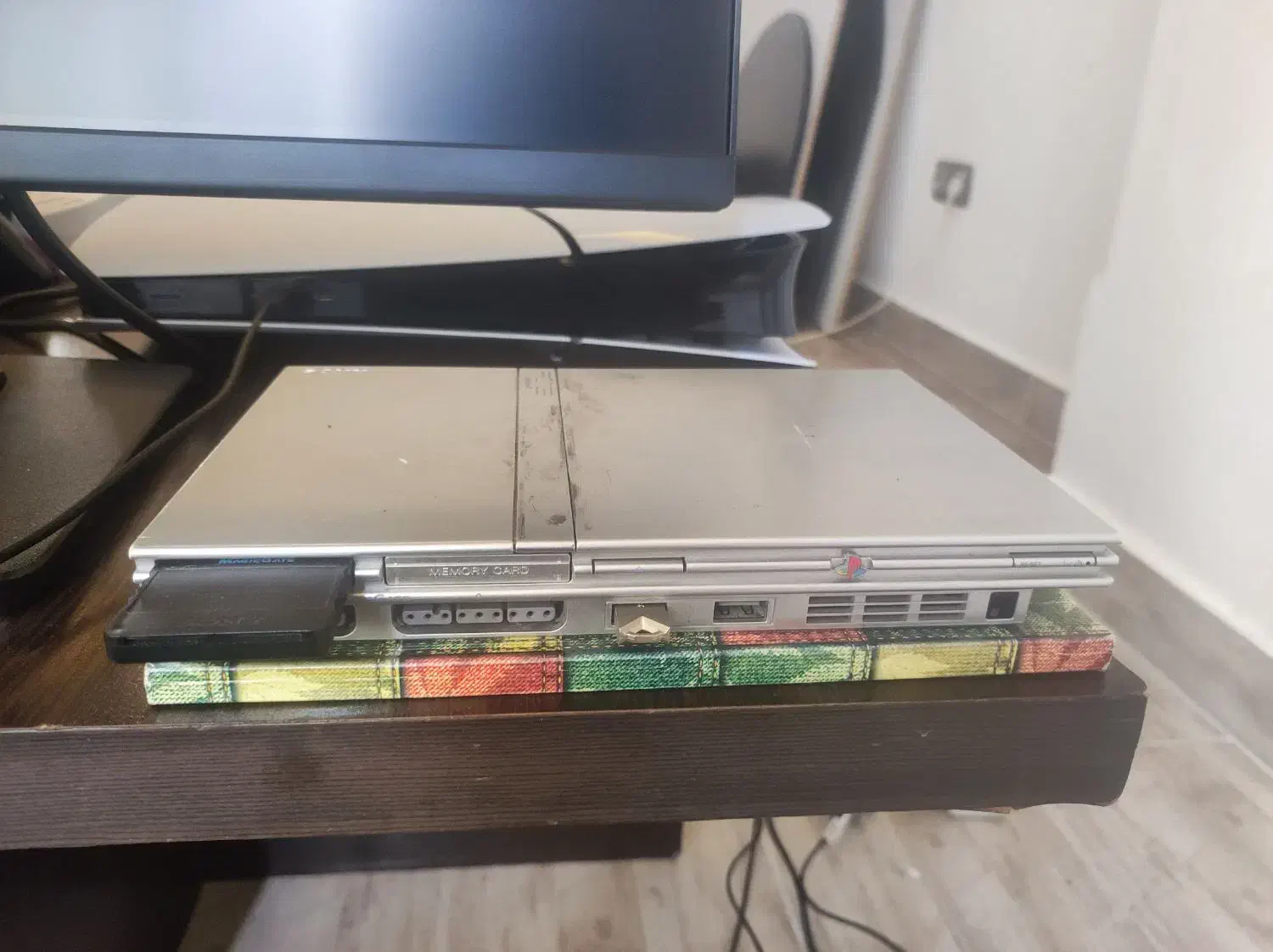 ps2 فلش خور|کنسول، بازی ویدئویی و آنلاین|رشت, فلسطین|دیوار