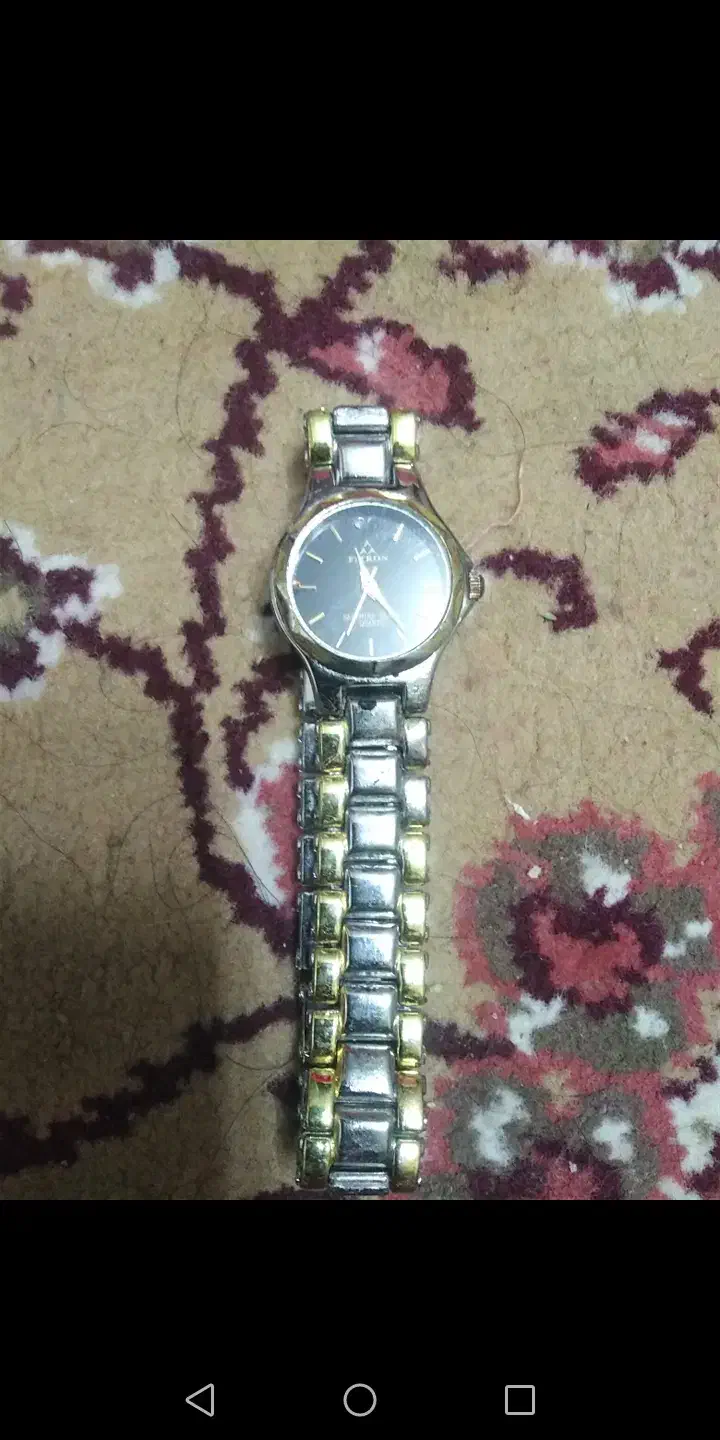 ساعت|ساعت|شیراز, منطقه هوایی شهید دوران|دیوار