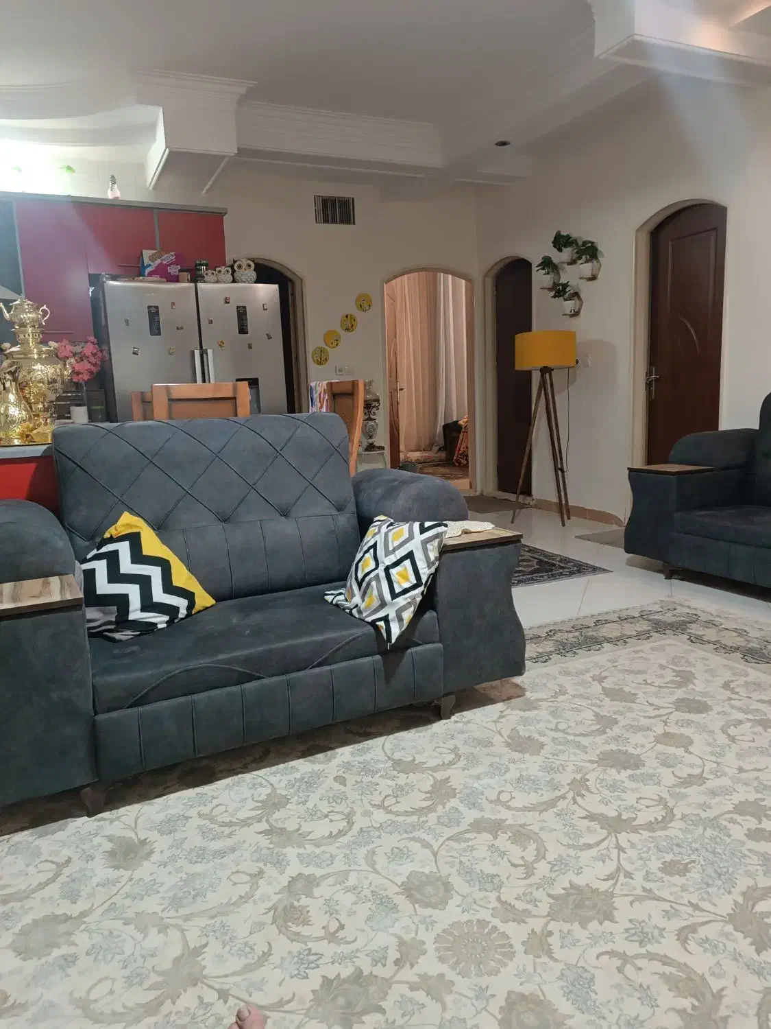 سوئیت در بست|اجارهٔ خانه و ویلا|نیشابور, میدان حافظ|دیوار