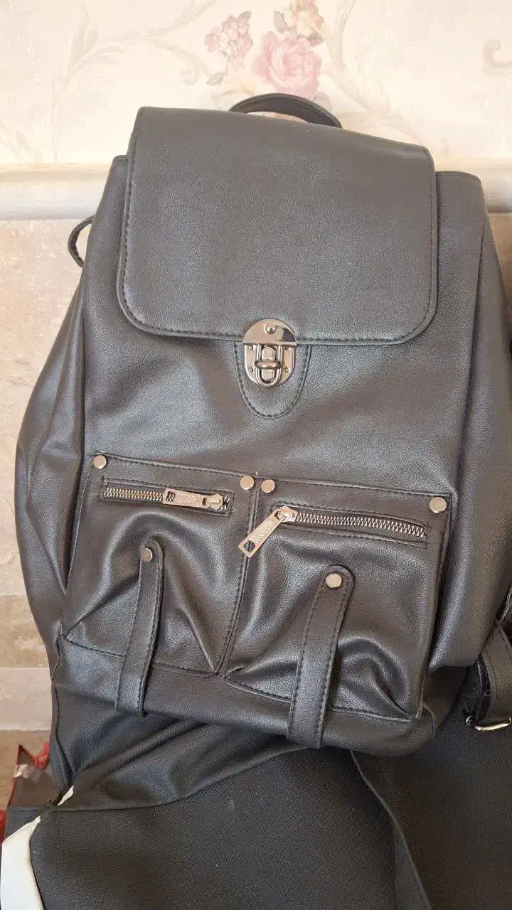 کوله پشتی وکیف|کیف، کفش، کمربند|نورآباد, |دیوار