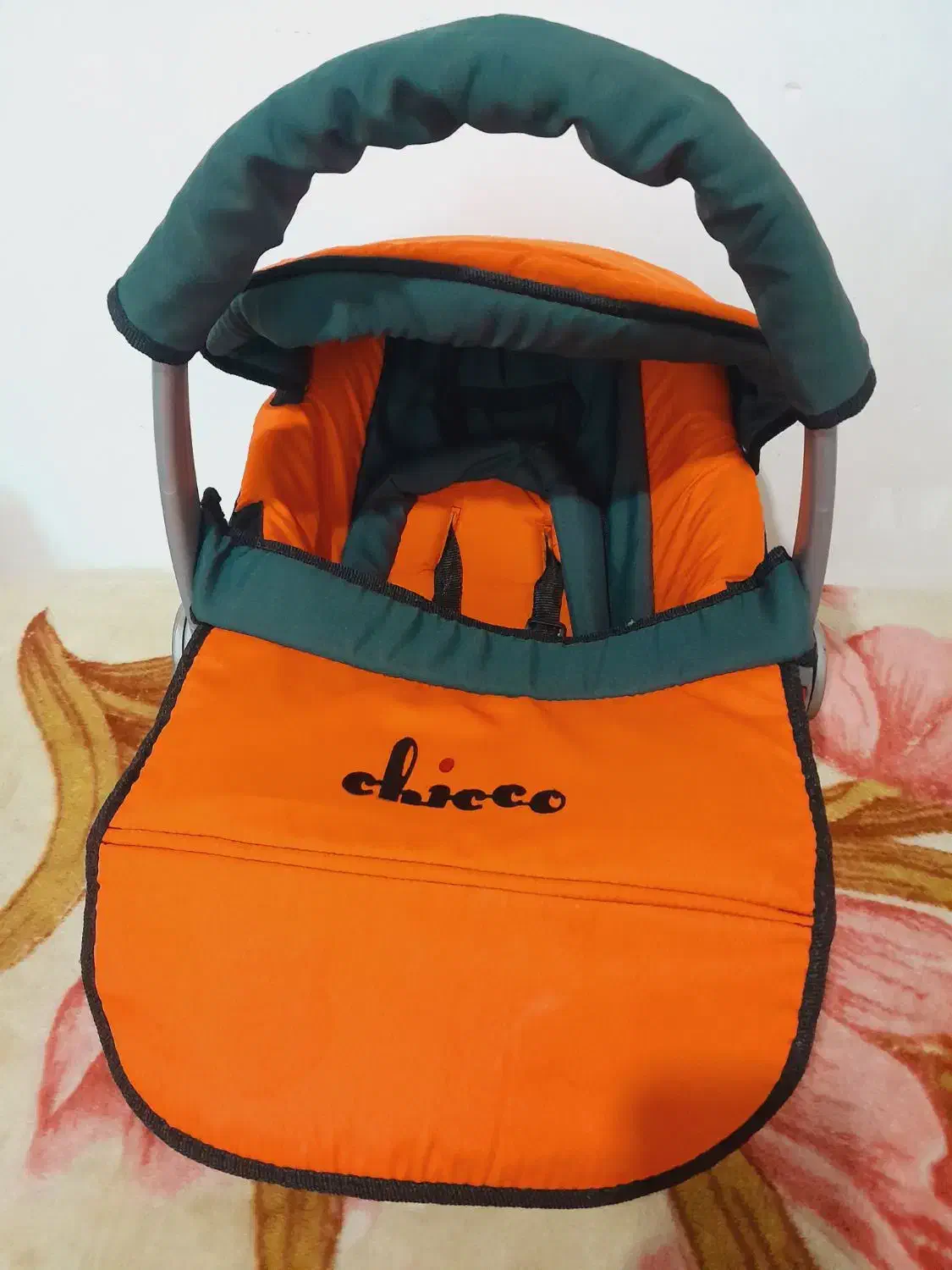 کریر نو و سالم با رنگ بندی زیبا|کالسکه و لوازم جانبی|کلاردشت, |دیوار