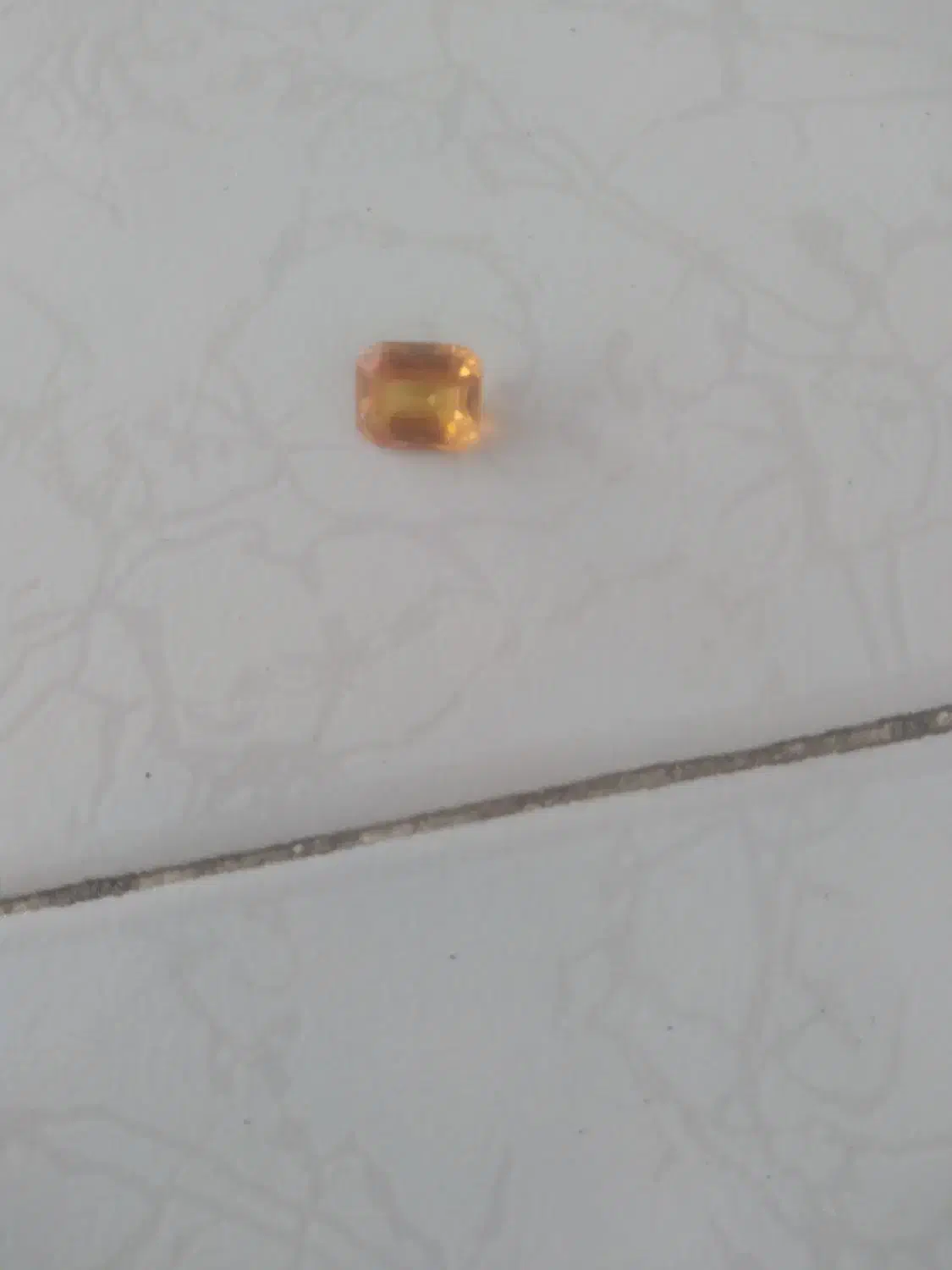 سنگهای فروشی|کلکسیون اشیاء عتیقه|رودهن, |دیوار